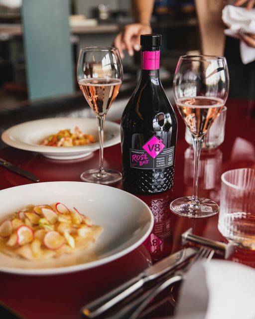 Rosé Prosecco with pasta