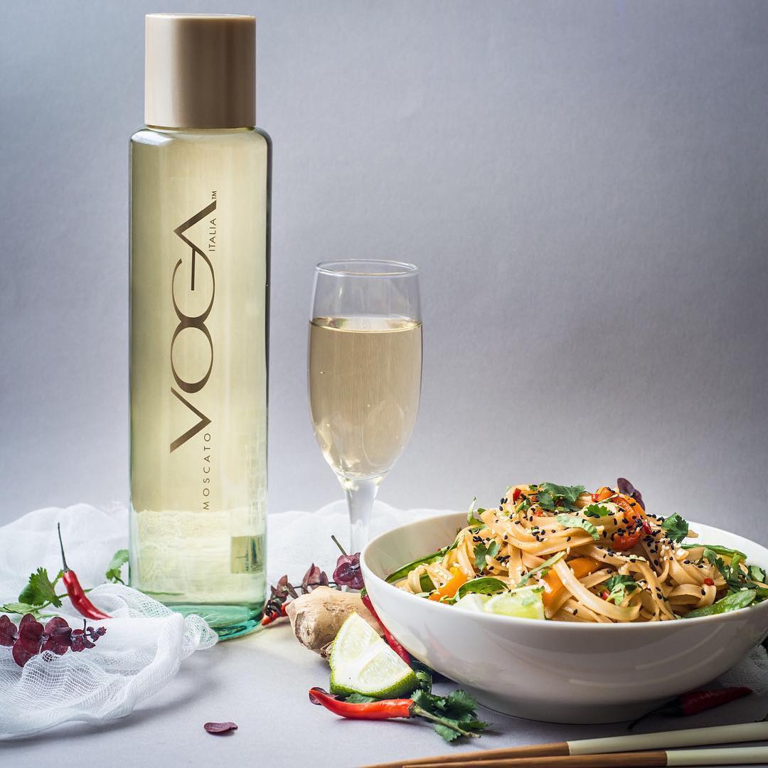 Een fles Moscato en Pasta